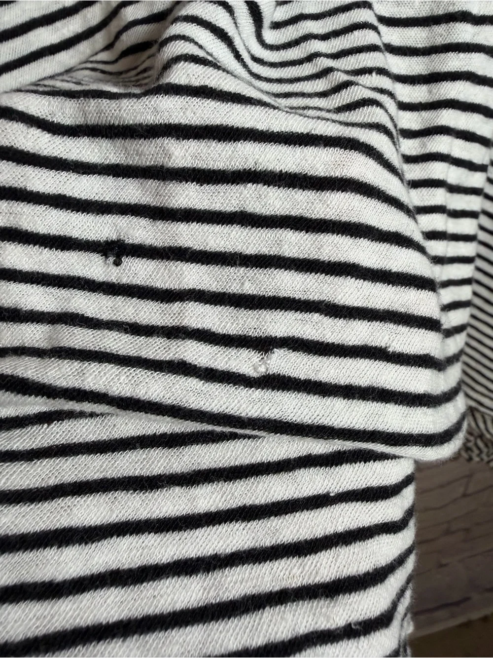 We The Free Womens medium Black white stripe Short Sleeve Asymmetrical shirt